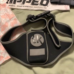 Black/gray Adjustable Mic Belt with carrying pouch